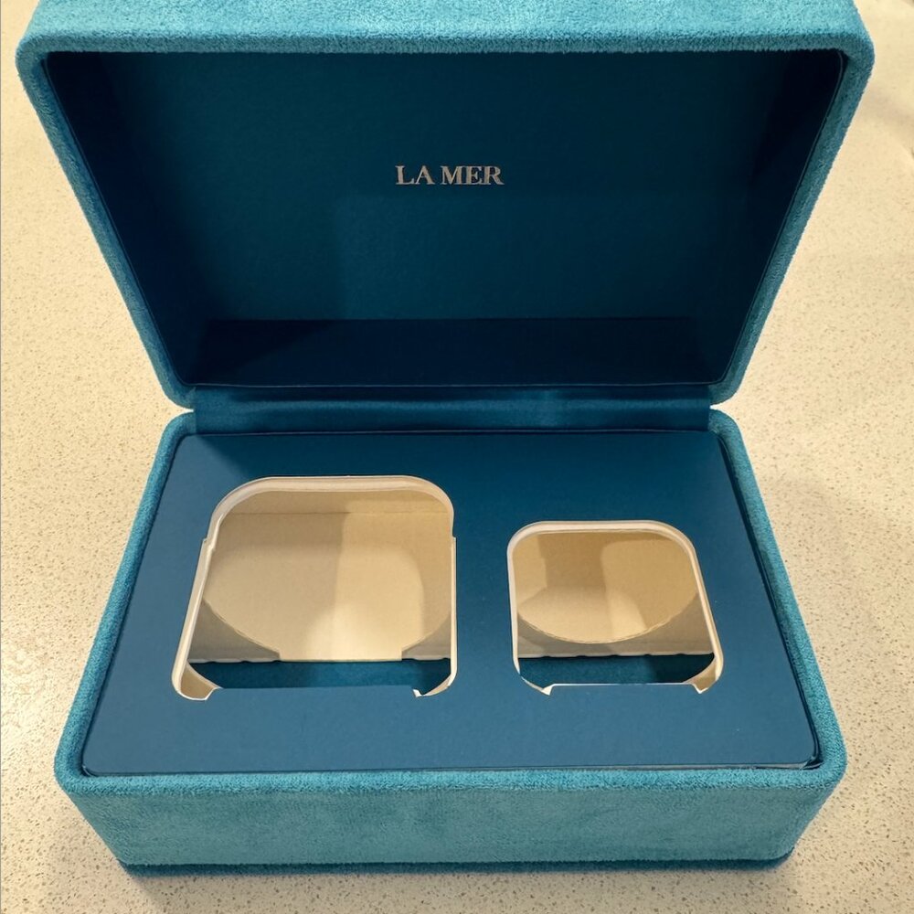 Creme De La Mer Duet Gift Set Box (No Product--just the gift set box!)